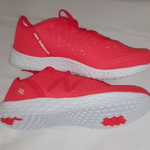 New Women running shoes (New balance)